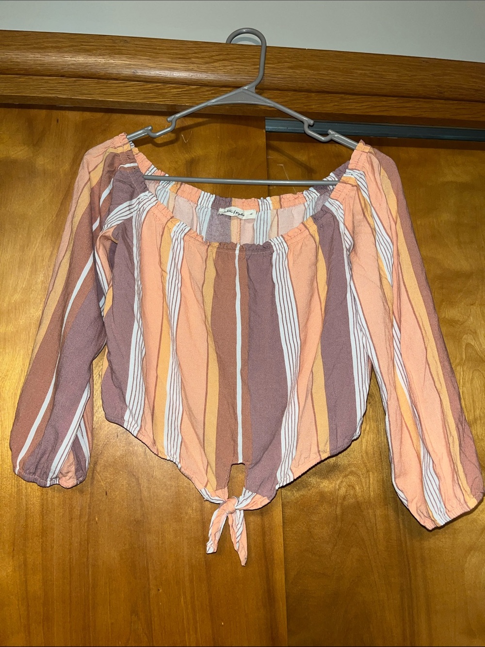 Striped Tie-Front Peasant Top - Peach/Mauve/White